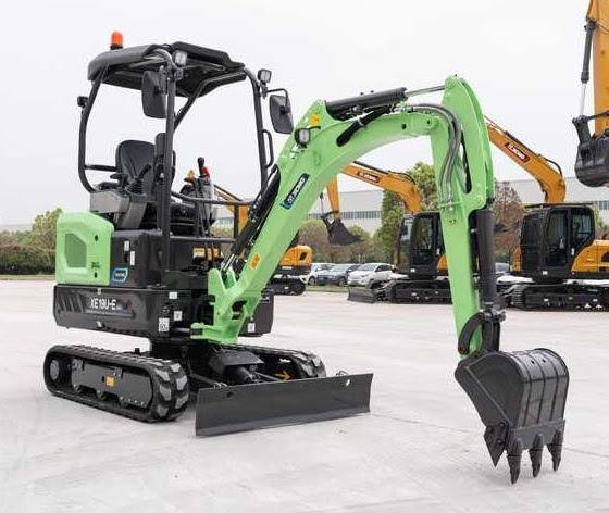 9. Etrucks XCMG XE19U-E excavator